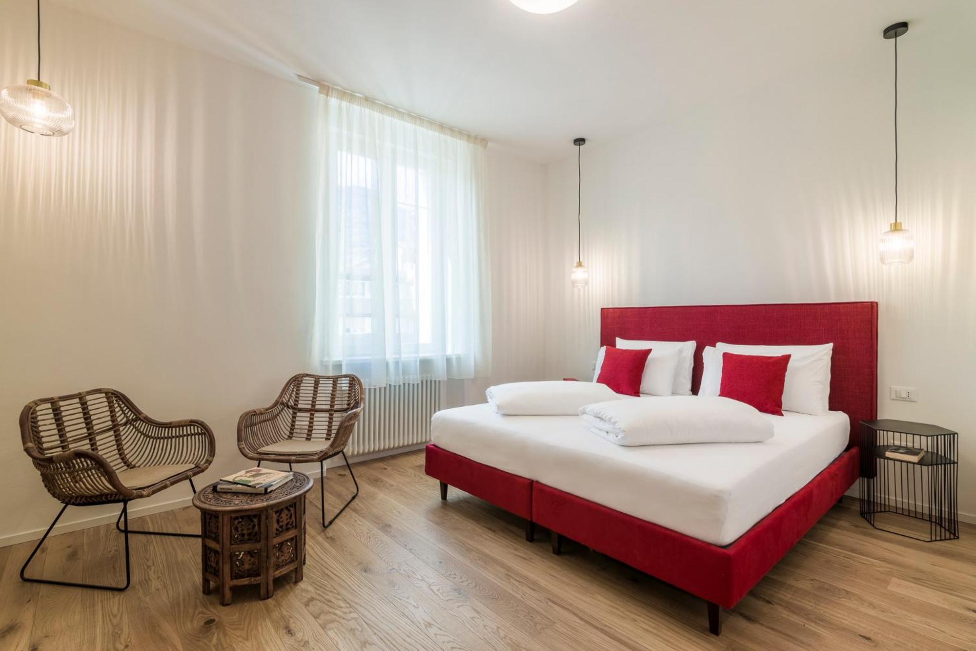 Electric Rooms & Suites Trento Pokoj fotografie