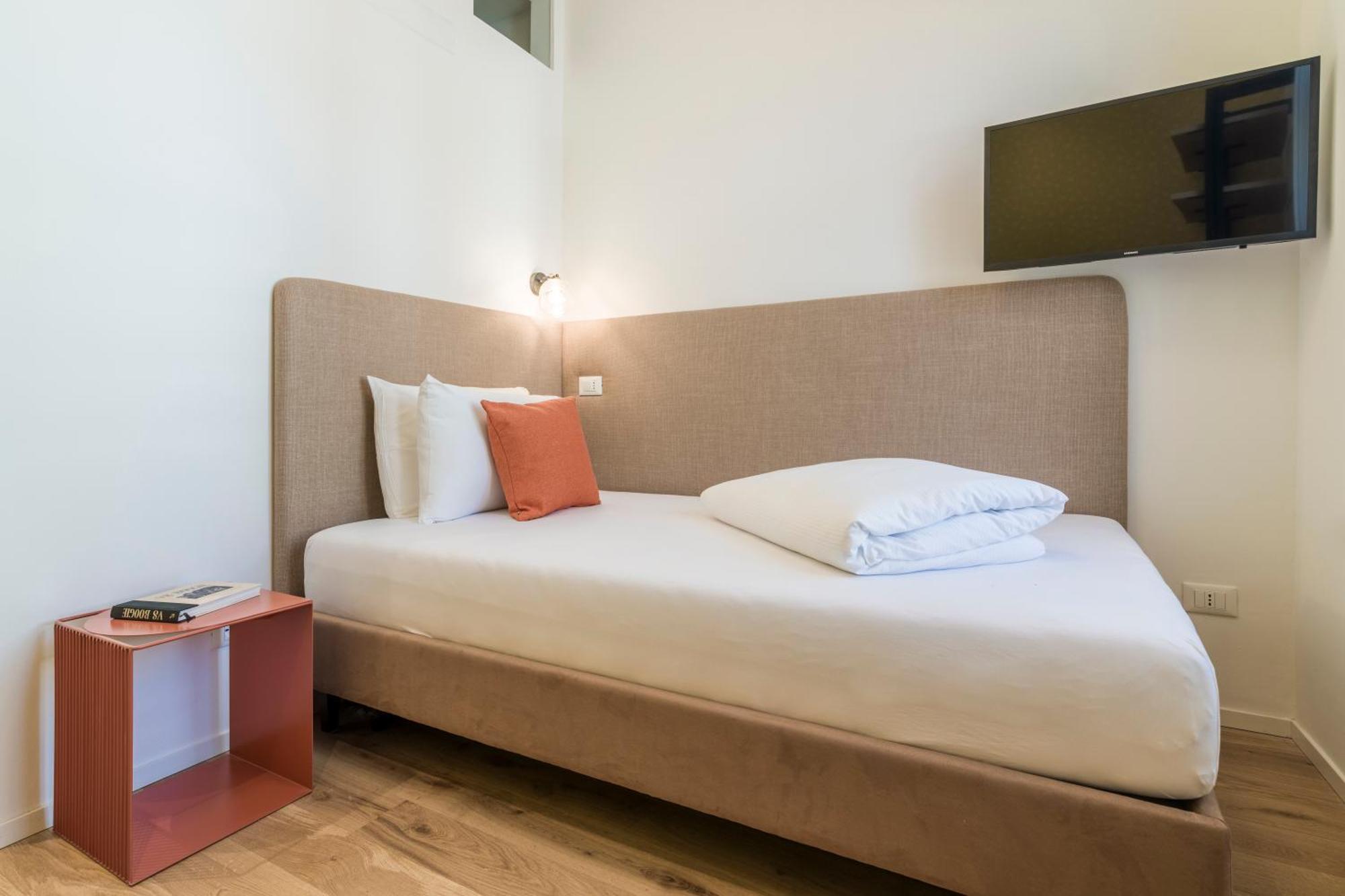 Electric Rooms & Suites Trento Pokoj fotografie